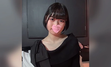 FC2-PPV-4403172 165cm/D cawan. Seorang lelaki berusia 20 tahun yang suka memasak dan bekerja di restoran ramen. Ia bukan sahaja ramen jenis yang lebih tua, ia adalah kerja pukulan. Klimaks dengan batang daging mentah! Creampie di dalam faraj! Tinjau bonus