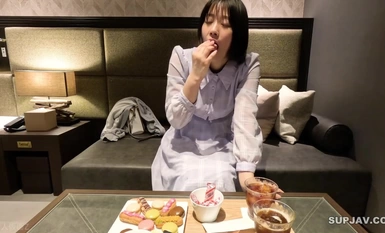 FC2-PPV-4398557 Kana (20) Quá trình phát triển hậu môn được thực hiện trên JD cúp ngực ngực chữ H, và viên ngọc trai được đưa vào âm đạo cùng với viên ngọc ở hậu môn. Sau đó, tôi cho cô ấy một cú mút và tra tấn yam kayu kayu, thật dễ thương khi thấy bộ ngực của cô ấy lắc lư và trở nên lộn xộn.