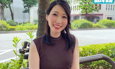 BEAF-115 Career woman who can do well in the office, but goes to a hap-bar in her private life!