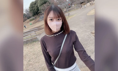 FC2-PPV-4380444 第一枪，面对面！限量至明天！穿着丝袜的 Fcup 接待员是个变态，一爽就喷得到处都是 ！！！！她连续两次被干得欲仙欲死，一边摇晃着大奶子，一边吃着喷涌而出的淫水！