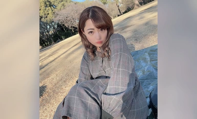 FC2-PPV-4361638 首次拍攝/臉部展示！限量到明天！在失落感的折磨下，禁慾結束時釋放的潮水太驚人了……她以自己未滿足的認可慾望和孤獨為藉口，對著一個依賴的變態女人射精了三次！ ！