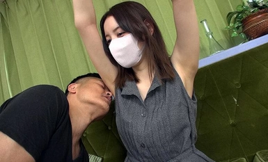 OLM-048E Slender Beautiful Legs Beautiful Woman is Blamed and Comes by Perverted Father with Leg Fetish! Kanna Misaki