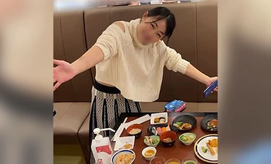 FC2-PPV-4353757 *Harga akan meningkat bergantung pada kuantiti* [Pameran muka] [NTR/Creampie] Apabila saya menerima pelawaan seorang wanita yang sudah berkahwin yang mungkin menerima keganasan rumah tangga daripada suaminya, bahagian luar biasa wanita itu