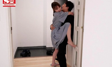 [Mosaic Destruction] SSIS-573 วันนี้อีกครั้ง ฉันเป็นคนเลวร้ายที่สุด และรุ่นน้องของฉันก็แอบให้ฉันนั่งทับเธอในชุดกระโปรงยาวและนอกใจเธอ มิรุ