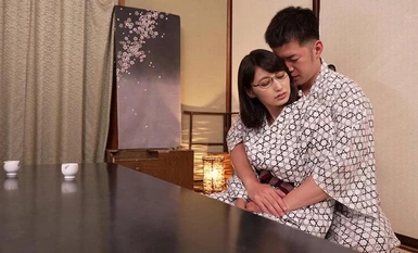 MOND-267 With a female boss whom I admire Hitomi Honda