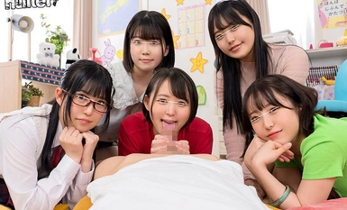 HUNTC-100 Tôi không thể hòa nhập ở trường nên tôi đã đến một trường học miễn phí và ở đó toàn là những đứa trẻ rắc rối và những cô gái điếm yêu gà trống và tôi là chàng trai duy nhất! Luôn luôn thú vị khi được chơi đùa với con cặc của bạn