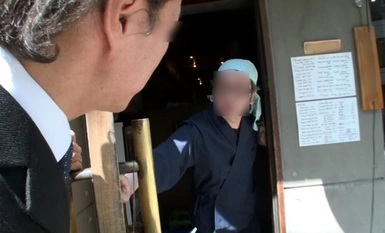 [モザイク破壊]300MIUM-086 100%完全ガチ！噂の素人激カワ看板娘にアポなし取材⇒AV交渉！ target.19 アイドル級の可愛さとキュートなアニメ声で男性ファンが後を絶たない居酒屋の看板娘が登場！！ in 世田谷