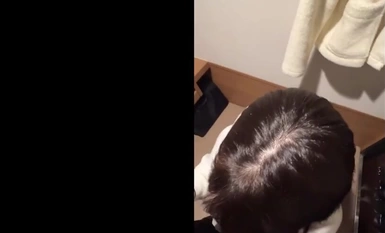 FC2-PPV-4339462 首次拍摄 [共 1 小时 26 分钟] 我在大肥公园接近了一个看起来像遇到麻烦的黑发 "ro "女孩，发现她的奶子大得离谱。在咖啡馆接受口交服务后，她在酒店里抽搐时被训练得反复达到高潮。