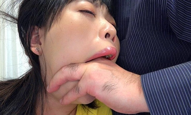 JRBA-020 When I secretly give my rebellious niece a diuretic and take her to rape her, she becomes incontinent and has a urinary panic at the limit of her endurance.