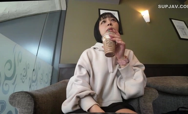 FC2-PPV-4335184 [Mo Mu] Wife with child who looks like ugly Mamimi Nagasawa, gives strangely erotic and rushed hand job, sends 5 year old kid to kindergarten, opens her legs to adulterer in broad daylight.