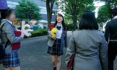 AKDL-271 [Video bị rò rỉ] Cô gái quan hệ tình dục với bạn cùng lớp ngay sau khi tốt nghiệp Tỉnh 〇〇 Khóa học tổng hợp lớp D của Học viện Hikaru Mùa xuân 2024