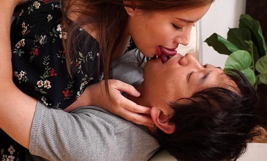 NACR-770 20年後重逢的清純同學，變身淫蕩巨乳人妻！ 永井瑪麗亞