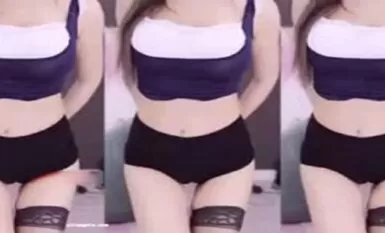 DooYu super popular goddess [Zhang Qige] August latest dew point breast rubbing compilation 23