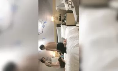 오리지널 91 데이트 여자 다 남자 바 최신 픽업 꽤 좋은 가족 여동생 피부 하얀 아름다운 몸매 절묘한 절묘한 유혹 구강 섹스 팝 버드 나무 눈썹 빛 찡그린