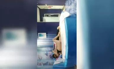 喝酒擼串良家小姐酒店談天說地調情舌吻鴛鴦浴後裸體相見激情啪啪進擊騷鮑魚