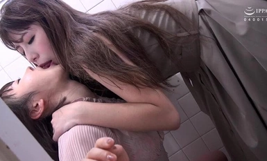 AUKT-010 女同性恋接吻、淫荡的舌交 - 我们为口交吸吮做爱而疯狂