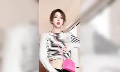 Dewi terbaik di dunia! Selebriti WeChat kelas berat dengan payudara besar dan punggung gemuk [Rakan Sekelas Xiao Wang] Pemandangan ambang VIP Seribu Yuan, faraj gemuk, punggung gemuk dan payudara besar yang membuatkan lelaki mahu berhenti (2)