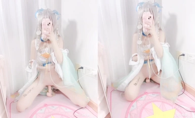 推特极致反差萝莉【小灵酱】自摸插穴BB超粉嫩各种COS合集(10)