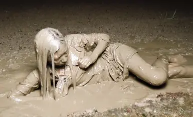 【轻度猎奇】高颜值日本气质素人少妇「mari_wam」OF露脸私拍反差美人妻沉沦精液地狱【第二弹】 (16)