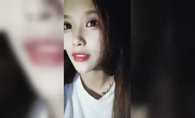 漂亮小姐姐野战玩男女之间的事在这里你确定不要钱你要给也行太黄了是不是上火了喝尿啪啪灌肠