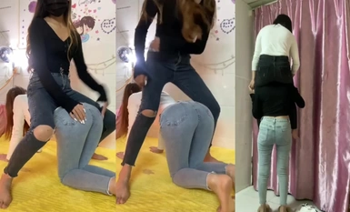 Curious girlfriends humiliate and train each other with obscene words, licking feet and drilling crotches to play with the contrast. The dignified and elegant goddess who looks serious on the outside is actually a dirty contrast bitch in private.