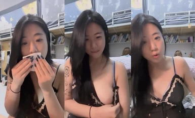 Pada bulan Jun 2024, gadis pelajar itu sangat memberontak, [Bai Yueguang Anda], dia mempunyai keinginannya tertulis di wajahnya di asrama, dia mempunyai puki yang cantik, dan sosok kelas pertama yang sangat provokatif! (1)