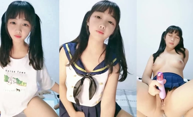 트윈 포니테일을 한 젊은 여고생 [도넛] 보지를 펼치고 핑크 전복을 자위한다 (7)