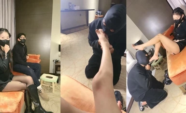 Cuộc trò chuyện bẩn thỉu và dâm dục, và giọng nói ngọt ngào. Nữ hoàng đào tạo DOM đỉnh cao [Xiaoyan không buồn ngủ] ngưỡng 168 quay phim riêng tư, liếm âm hộ SM và uống nước tiểu, con chó cái huấn luyện ưa thích (2)