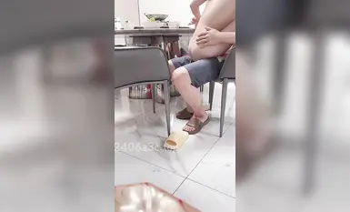 Haijiao's super horny sex master [Sister's Milk Taste] enjoys the happiest life while eating and fucking her sister to orgasm, pressing her down on the dining table to enjoy her beautiful pussy passionately fucked and ejaculated wildly