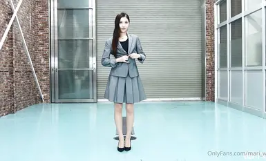 [Rasa ingin tahu] Wanita muda amatur Jepun yang tampan "mari wam" OF menunjukkan wajahnya dalam gambar peribadi dan isteri cantik yang berbeza itu tenggelam ke dalam neraka air mani [Kelapan] (9)