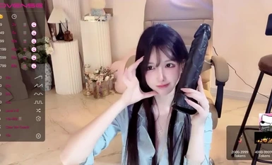 Si Stripchat "Brother Fuck Me" ay nakipagtalik sa cute at magandang babaeng anchor na "Deepeggs][Hahaha_ha2" high heels black stockings mahabang binti pekeng titi masturbesyon rurok