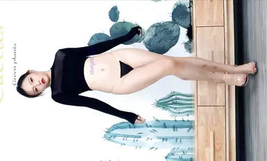 Hot Dance Yaoyao VIP version leaks hair and shows off her dancing points from multiple angles, complete encryption and cracking 4k collection (38)