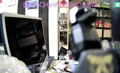 2024-04-09_Taipei home surveillance_[Naked underwear]_Sister comes home_Sister eats_Sister takes a bath with mother_Sister and mother are naked in the mirror_Mom changes pants