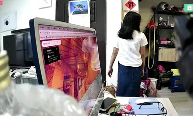 2024-04-21_台北家庭监控_[内裤全裸]_起床吃早餐_聊天玩弹力绳_换衣服出门_回家挤粉刺_写作业_吃饭_轮流洗澡