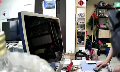 2024-04-21_台北家庭监控_[内裤全裸]_起床吃早餐_聊天玩弹力绳_换衣服出门_回家挤粉刺_写作业_吃饭_轮流洗澡