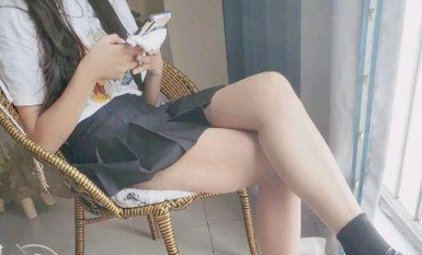 Haijiao "Brother-Sister Loạn luân" [My Twin Sister] Người anh song sinh lại cưỡng hiếp em gái ruột của mình vào năm 2002 khi anh ta đang làm bài tập về nhà, chỉ để nhận ra rằng mẹ cô đang ở nhà giữa chừng.