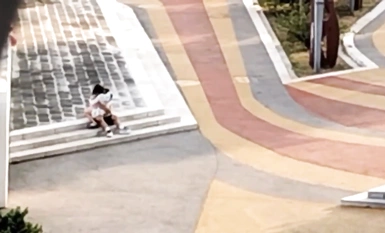 【メロンを食べる】浙江市立大学、女子生徒が講師にわいせつ行為