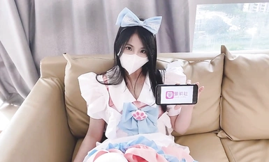 清纯可爱邻家美少女『小敏儿』 萌妹少女跳蛋情绪中出，白丝长筒袜性感美腿抗肩爆炒小蜜穴，清纯少女酥到骨头里