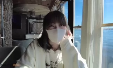 Em gái búp bê HongKongDoll làm việc