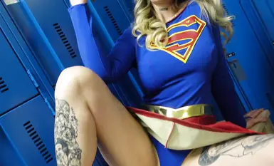 Enjoy the series: Watch Supergirl the adult way (5)
