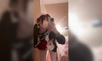 #babyandbay The rich man’s little bitch masturbating to SM is so tender (3)