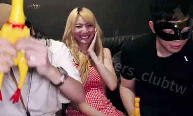 [Mga Benepisyo sa Bagong Produkto noong Nobyembre] Ang nangungunang domestic sex organization [Cock Club] mahabang serye ng video, ang diyosa [Wu Fangyi] sa wakas ay dumating upang maglaro ng titi, si Tanhua Enkai ay gumaganap sa 3P