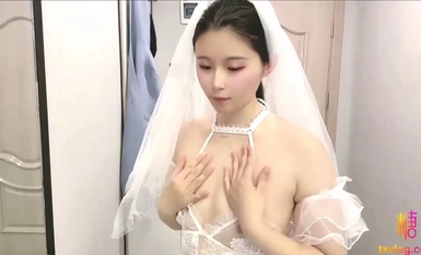 Ang Sugar Heart Vlog Goddess [Si Yu] ay nakipagtalik sa kanyang mga tagahanga offline sa unang pagkakataon at naging isang nobya