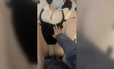 "꽃을 찾는 좋은 집안의 여자 전문" 고급 섹스 모델 몸매와 아르바이트 미인을 갖춘 품격있는 대학생