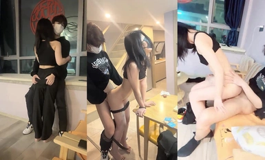 Nakipag-appointment si KU sa isang sikat na estudyanteng babae mula sa labas, isang payat na babae na mahaba ang mga paa ay nag-squat down para magbigay ng blowjob, dinilaan ang titi, itinaas ang kanyang mga paa at sinipa siya, pagkatapos ay inilagay siya