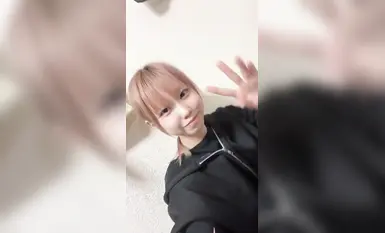 Cute Menhera Girl Selfie