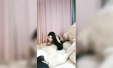 Gợi cảm choáng váng đến mức trần ⚡Nữ thần kiêu hãnh cũng là một con đũng quần, và mỹ nhân chân dài jk chọc tức tôi. Với đôi chân thon và cặp mông đầy đặn, cô ấy đúng là gái điếm bẩm sinh 1