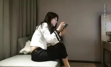 I invite this sweet girl back to the show again, let her put on a sexy outfit and black stockings, have sex, give her a blowjob, lick her pussy and flirt, lift her ass up and fuck her hard from behind, it’s exciting.