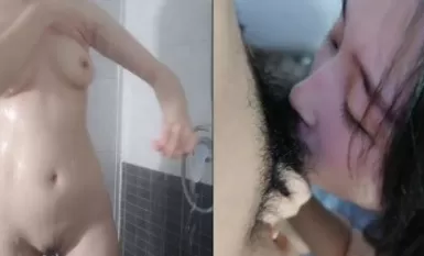 極品顏值美女為賺錢下海，今天好友來啪啪大秀，浴室洗澡第一視角深喉