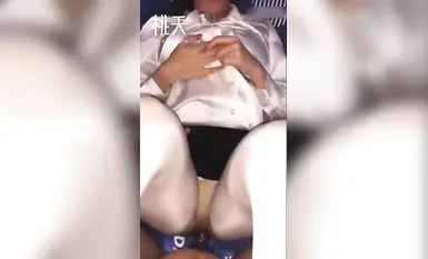 January 2025 latest cuckold man who sluts his wife [Taoyao] finds a single man with a big dick and a donkey, and fucks the wife in various positions until she is flooded with white juice and moans continuously (10)